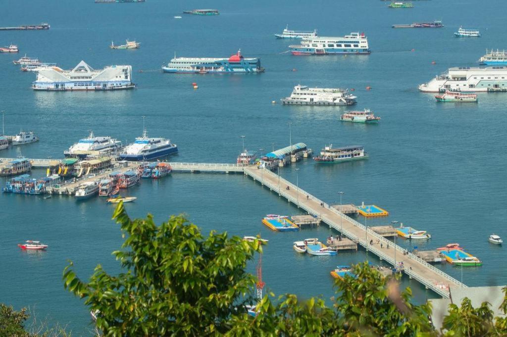 Hotel R-Con residencia Pattaya Exterior foto